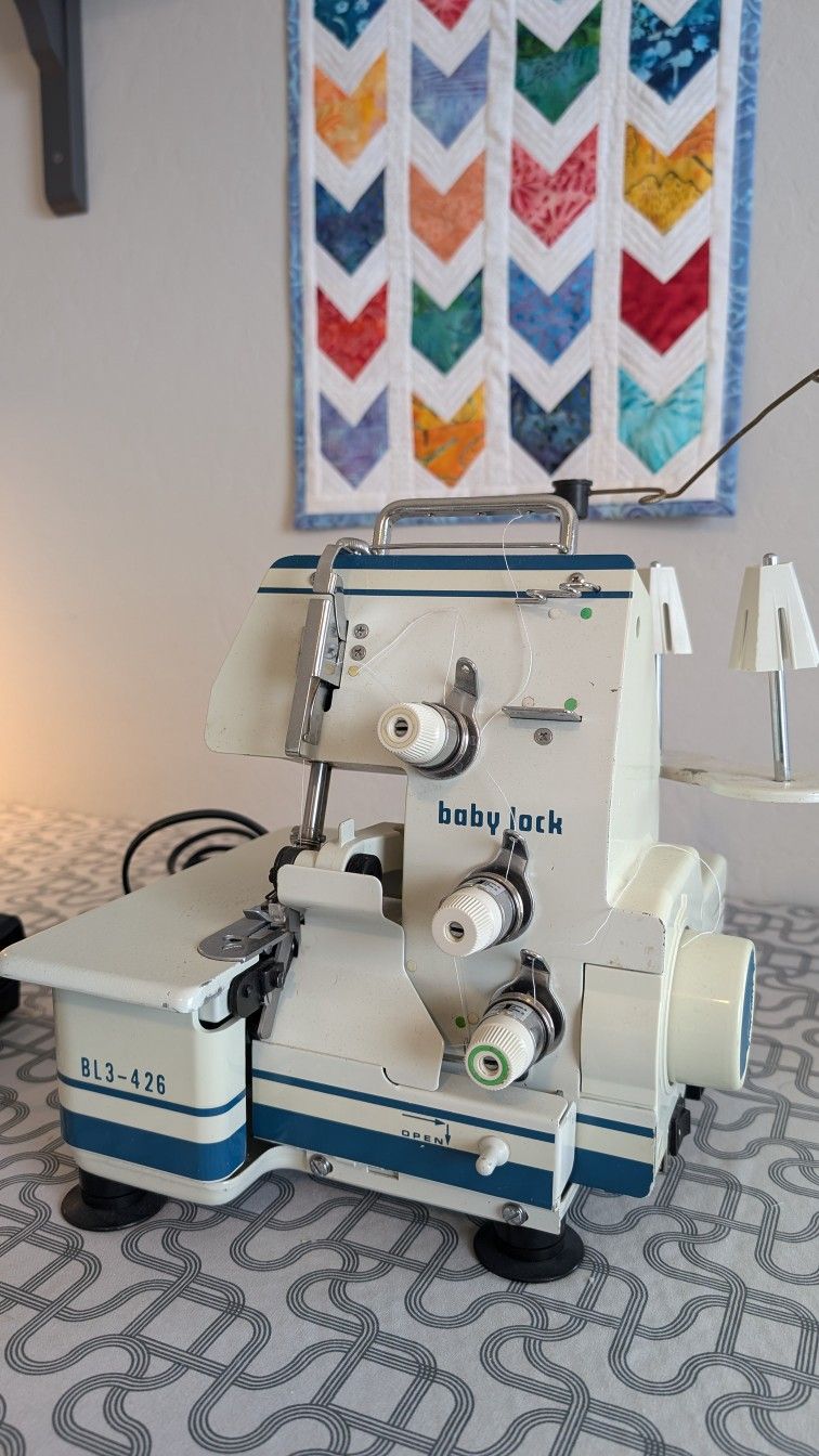 Babylock Serger BL3-426 Vintage Juki, Works Great!