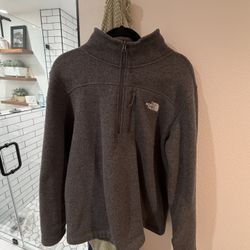 The North Face Grey Side Logo Qtr Zip- Size Large