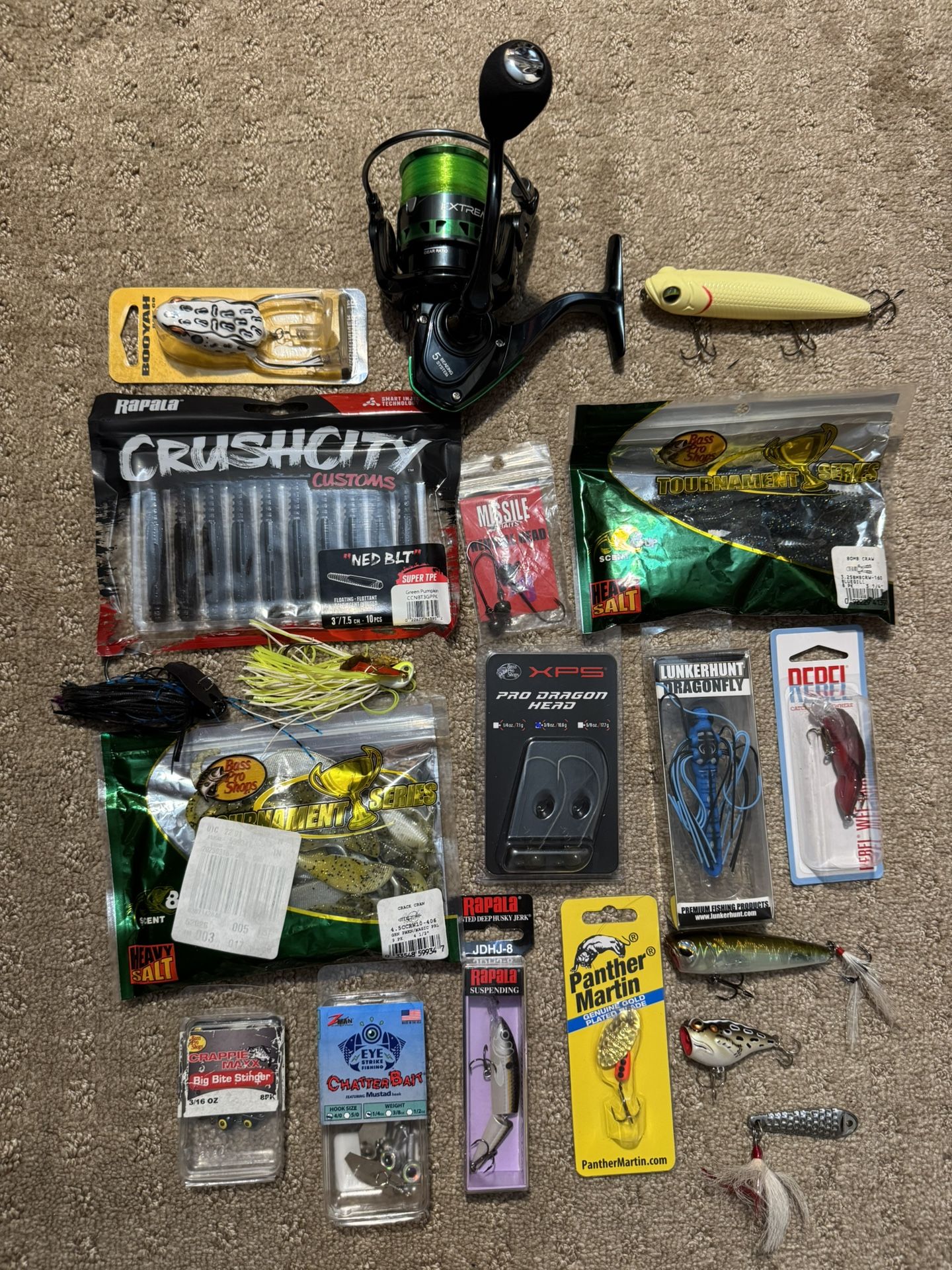 Spinning Reel With Lures *Awesome Deal Low Price