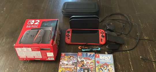 Nintendo switch 2 with case,carry case 3 games