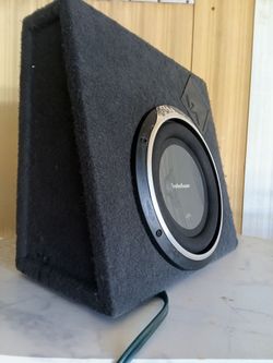 Rockford Fosgate Subwoofer in Carpeted Enclosure