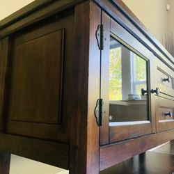 Like New Vino Storage Tv Console.