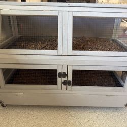 Pet Enclosure 