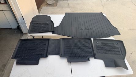 All-Weather Floor Liners Cargo Net Cargo Tray/Trunk Liner Subaru Solterra (2023-2026)