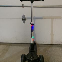 Jetson 3 Wheel Light Up Kids Scooter $15