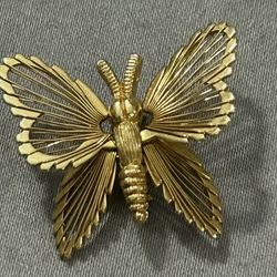 Vintage Pre-own Monet Wire  Butterfly Brooch/Pin