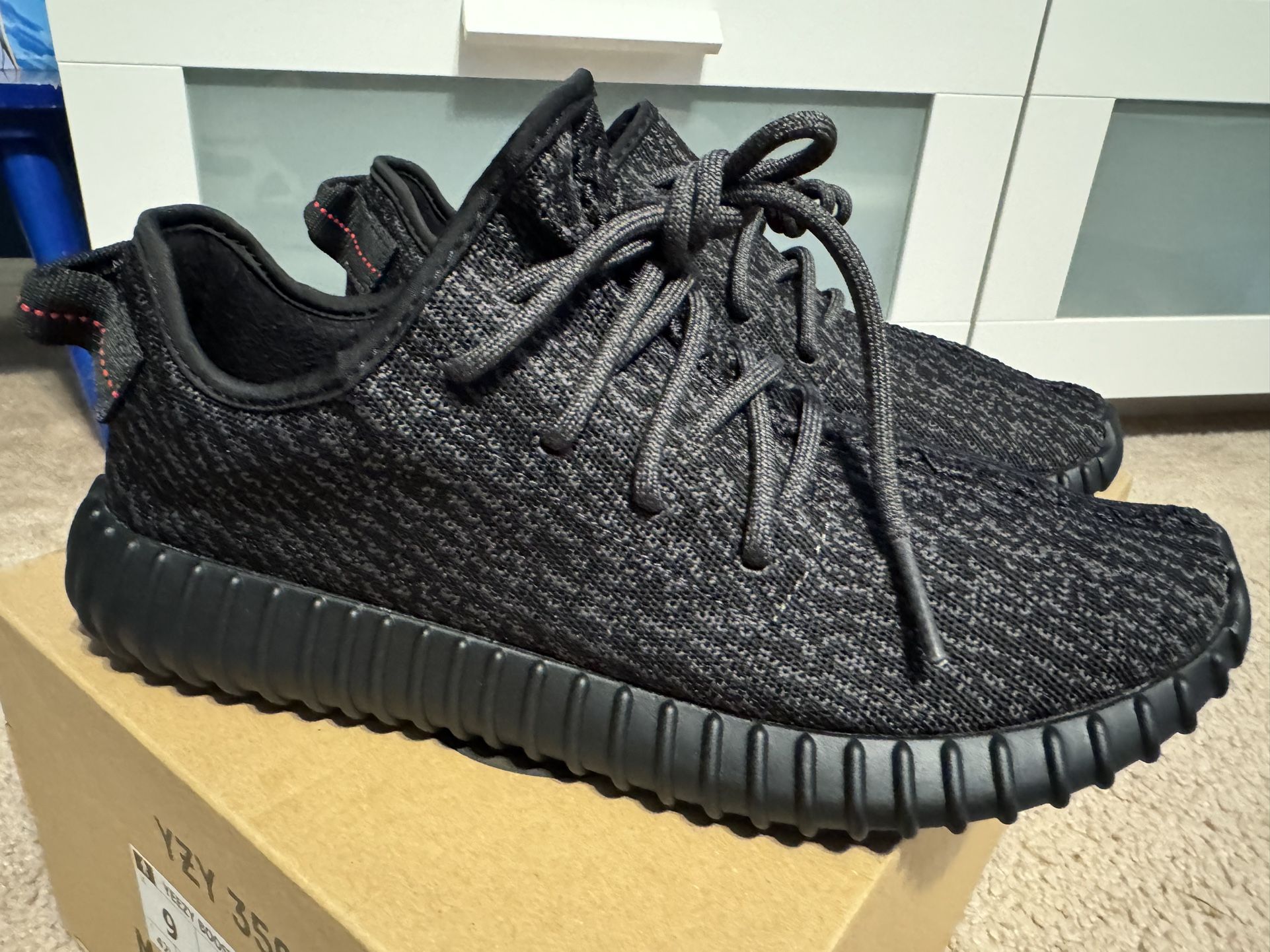 Adidas Yeezy Boost 350 V1 Pirate Black 2023 Size 9