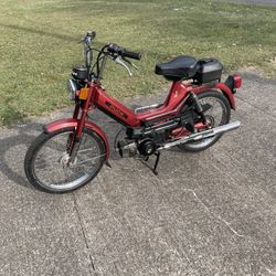 Vintage 1980 Puch Newport II Moped