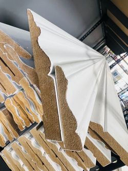 MDF Baseboard 3 1/2 $0,68/ Molduras