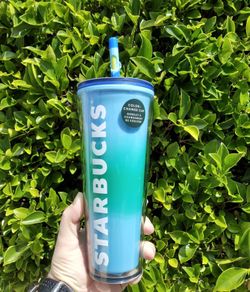 2023 STARBUCKS SPRING RELEASE PLASTIC COLD CUP BLOSSOM COLOR CHANGE WITH  SWIRL STRAW TOPPER 24oz for Sale in Los Angeles, CA - OfferUp