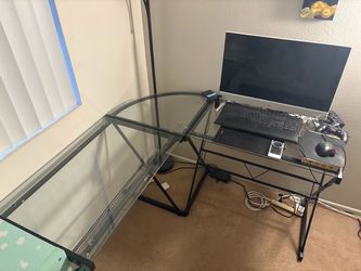 Glass curved desk