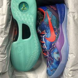 Nike Kobe 8  Size 8.5 New