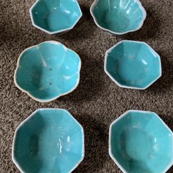 Vintage Oriental Early 20th Century  Hand Decorated Set of 6 Small Bowls