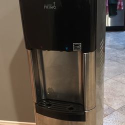 Primo 5 gal water dispenser