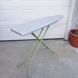 Ironing Board In Excellent Condition 