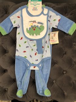 Baby Clothes Brand New Set Of 4