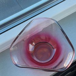Vintage Anchor Hocking Pink Ombre Scalloped Bowl