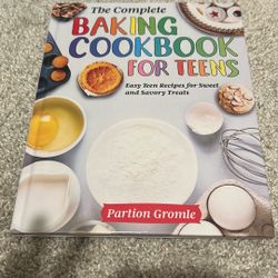 Brand New Baking Cookbook For Teens 