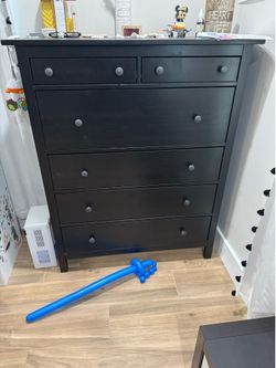 IKEA 6 drawer Hemnes Dresser