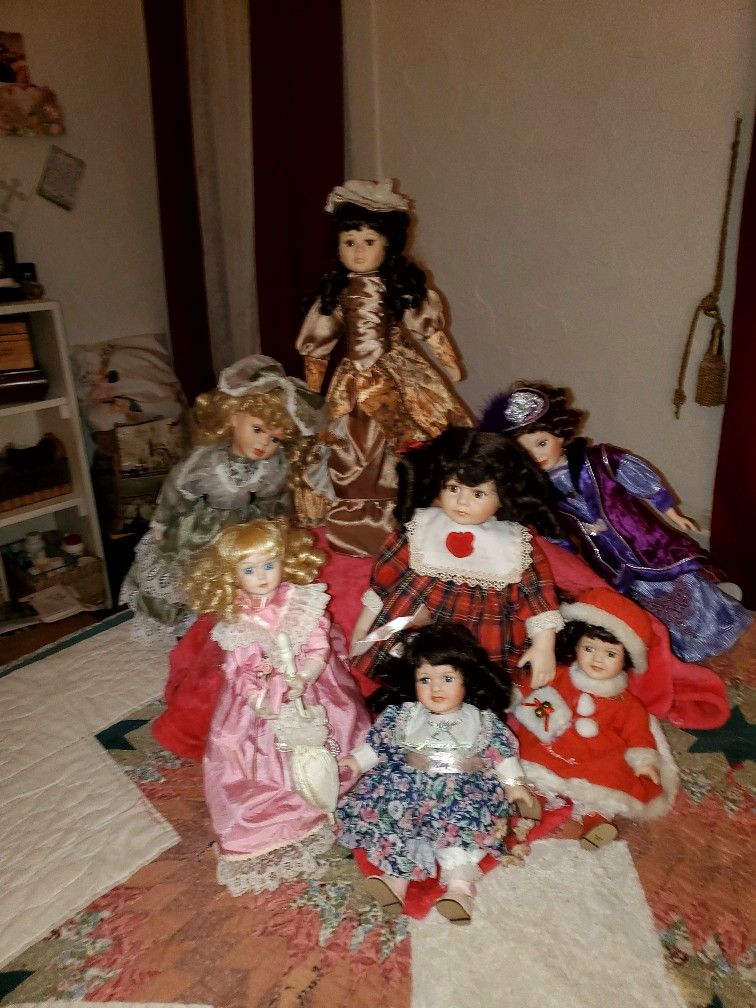 Dolls , Dolls, Dolls