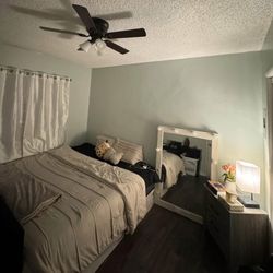 King mattress & box