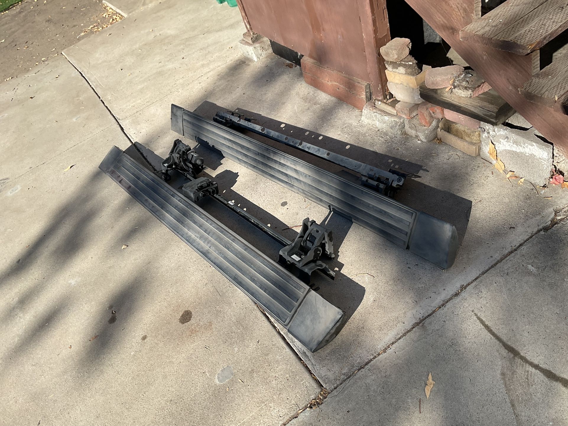 OEM GM Powered Running Boards