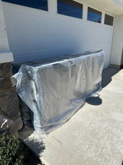 King bed box spring