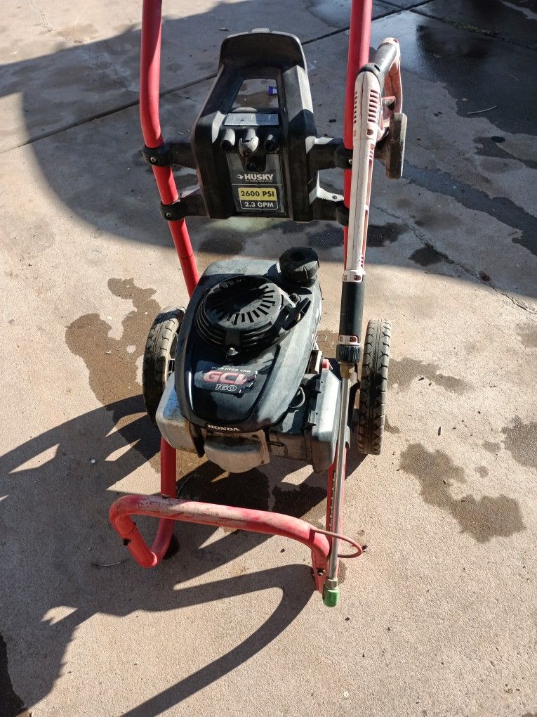 Husky 2600 Psi 2.3 GPM Pressure Washer for Sale in Tempe, AZ OfferUp