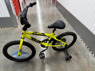 Huffy Rockit 18" Kids Bike with Training Wheels