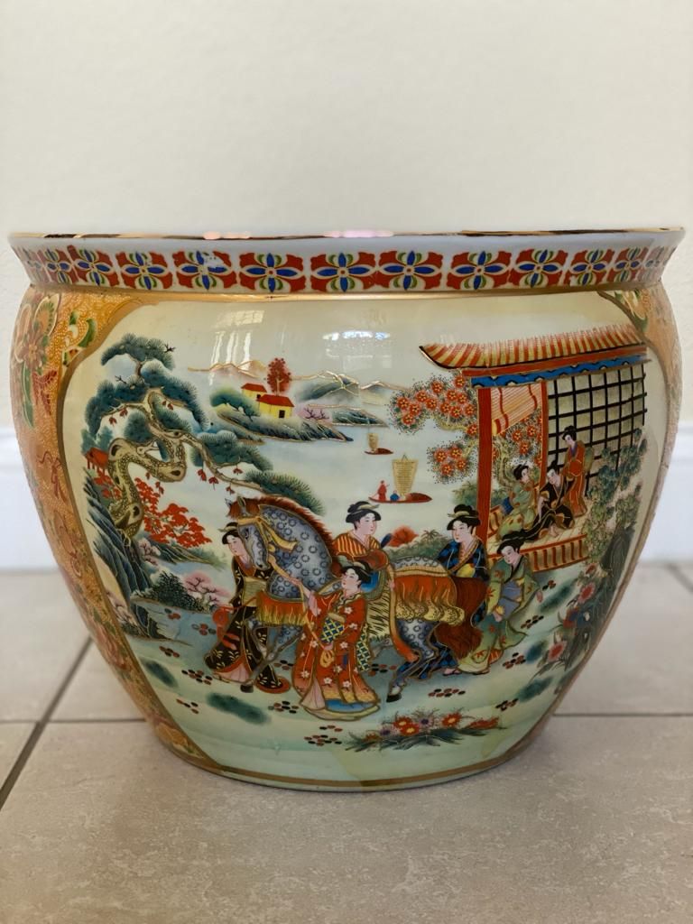 A LARGE SATSUMA JAPANESE GEISHA FISH BOWL