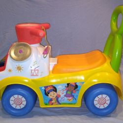 Fisher Price Little People Walker / Ride-On 