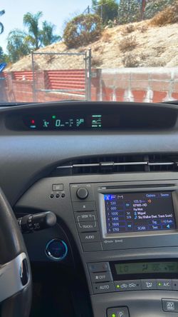 2015 Toyota Prius 142570 miles