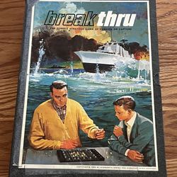 Breakthru Strategy Board Game Vintage 1965