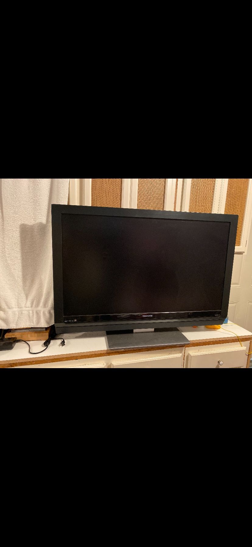 47” magnavox tv plasma 80.00