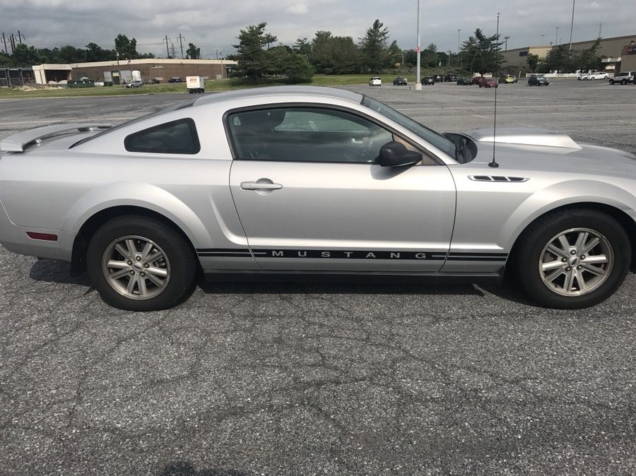 2006 Ford Mustang only 70,000 miles