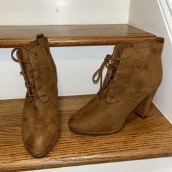 sz 10 forever 21 boots 