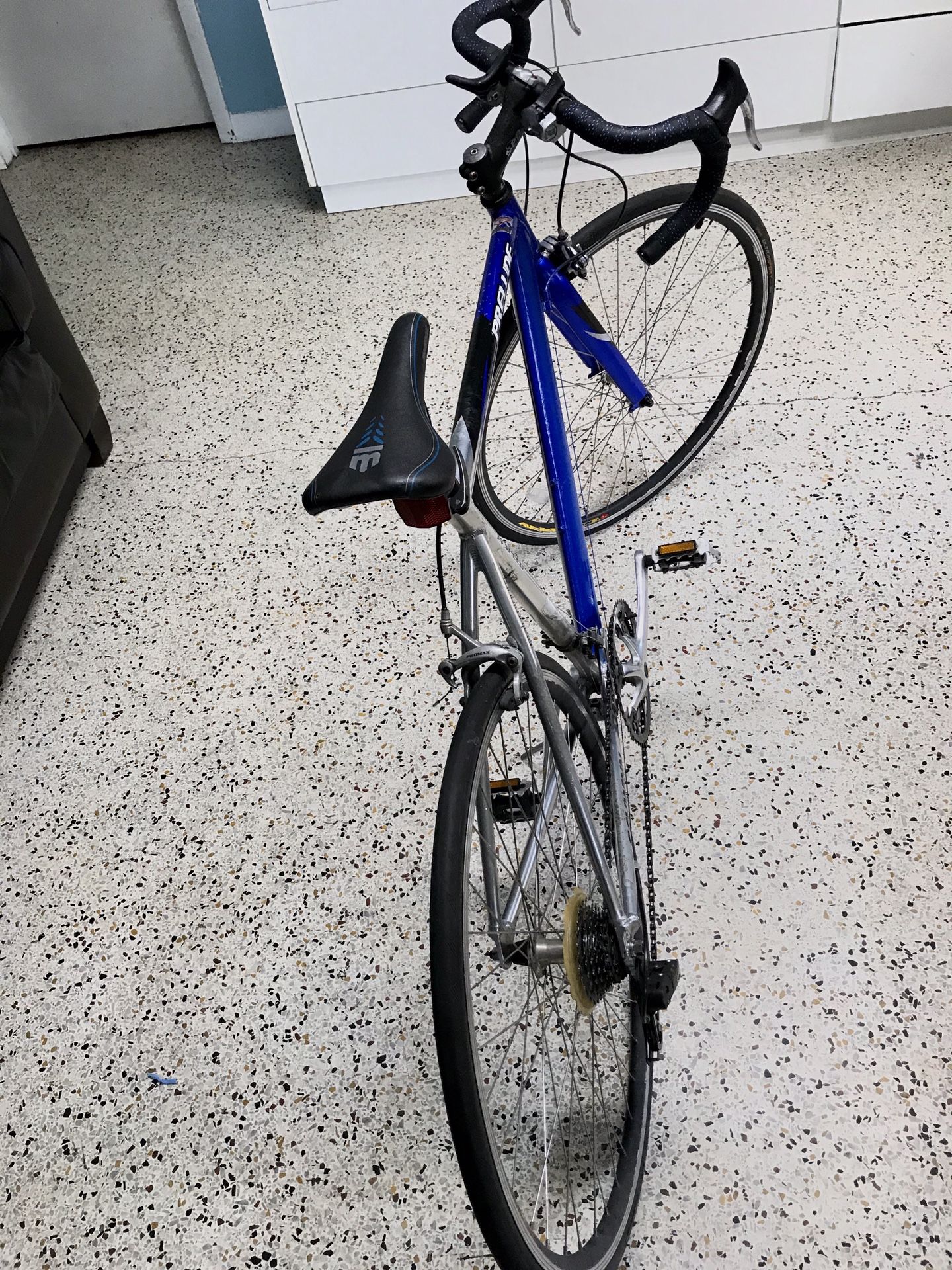 schwinn prelude 700c