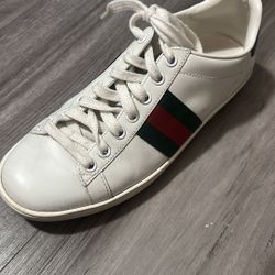 Gucci sneakers 