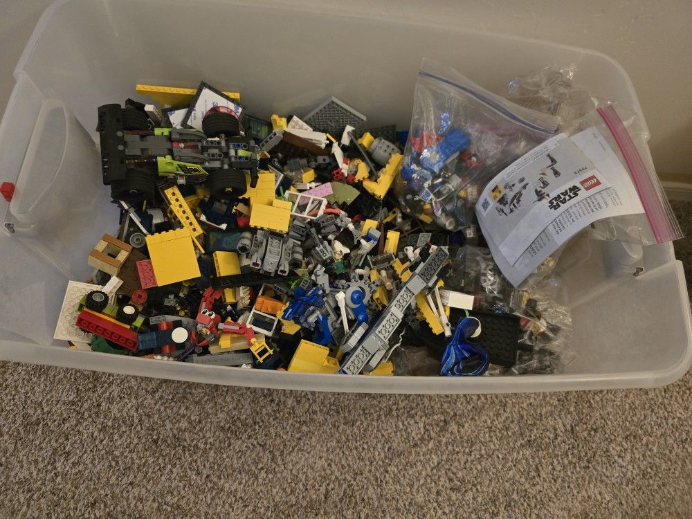Bin of Lego's