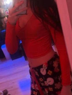 Red Long Sleeve Crop Top V-Neck