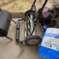 Push Mower Needs Blades Sharpened 2 Small Smokers Great Condition Asking 40 For All Need Gone 