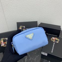 PRADA new unused nylon cosmetic bag💖