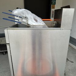 Commercial deep fryers, 50 pounders
