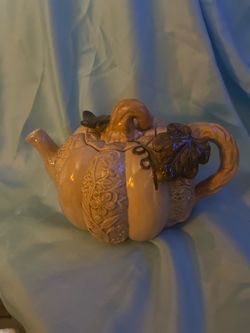 Ceramic Pumpkin with removable lid