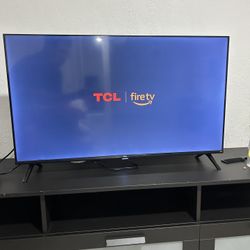 TLC 32 Inc Smart Tv