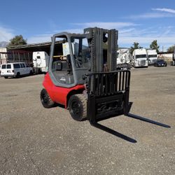 Forklift