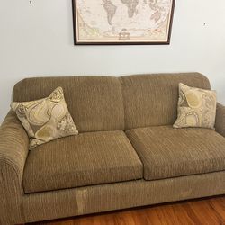 Pull Out LaZBoy Couch