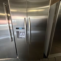 36” Kitchenaid Built In Stainless Steel Refrigerator 