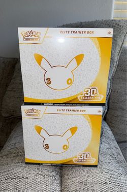 Pokemon: 30th Anniversary Celebration Elite Trainer Box ETB