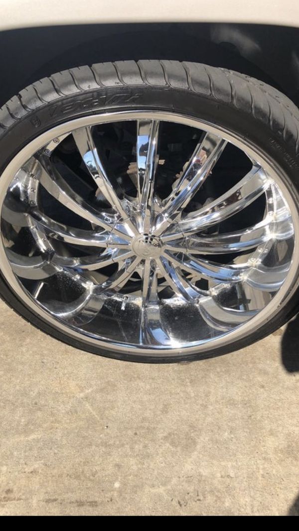 26 Rims W Tires 85 Tread Wear On Tires Barely Used 6 5 5 Tahoe Suburban For Sale In Jacksonville Ar Offerup